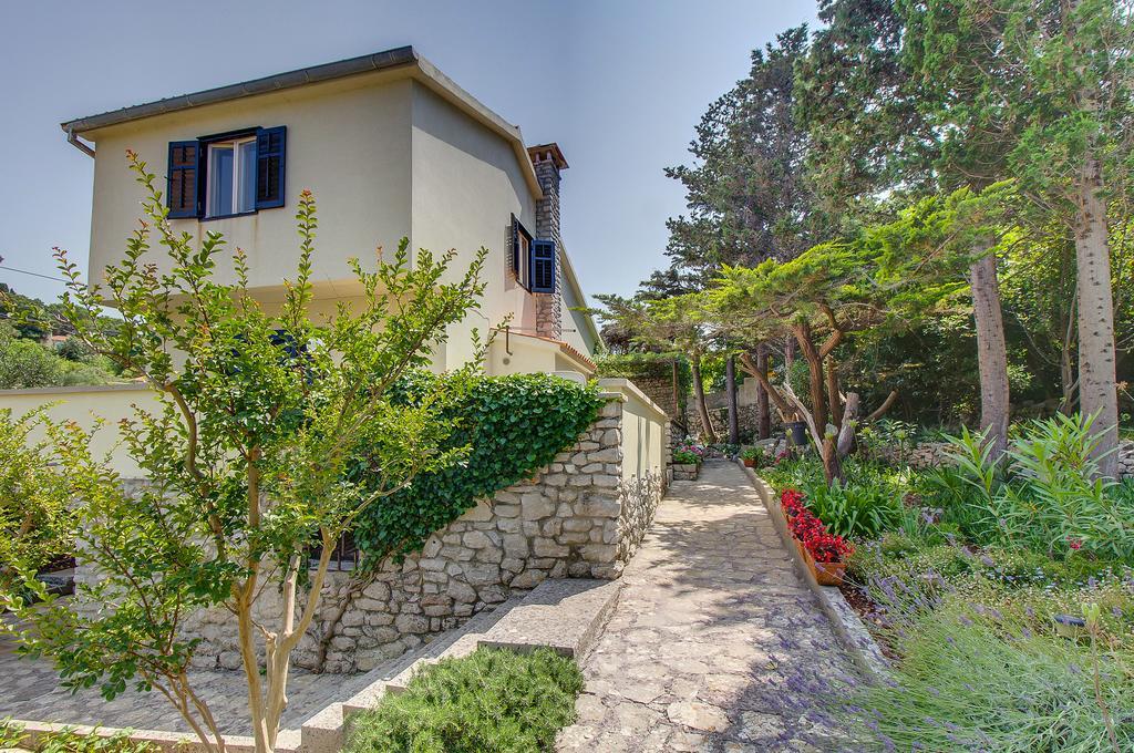Holiday Home Villa Esperanca Veli Lošinj Zewnętrze zdjęcie